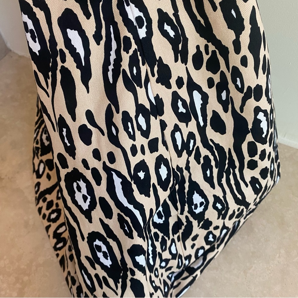 CAbi Sling Bag 5992 Orange Multicolor Leopard Animal Print Reversible - Picture 8 of 9
